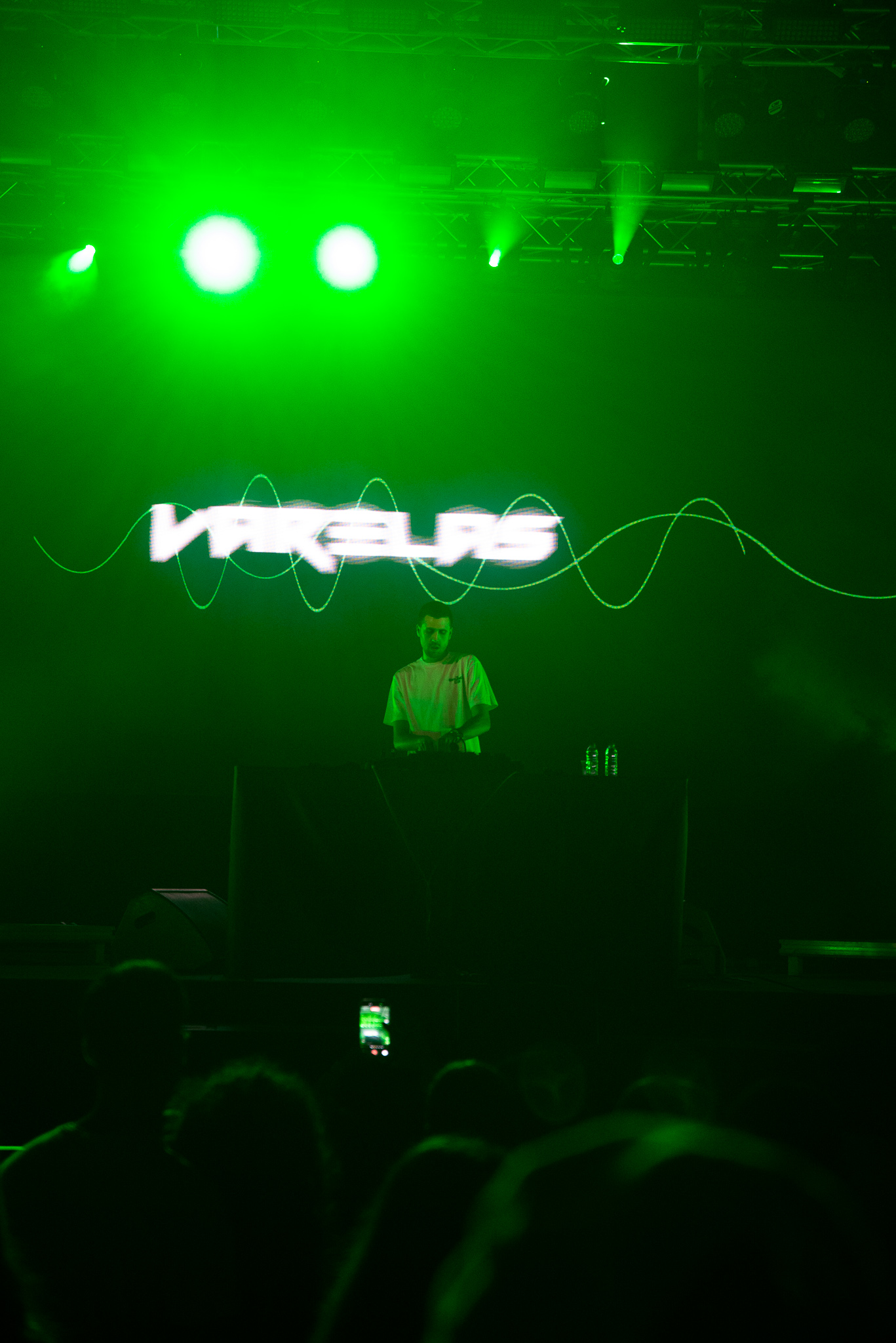 DJ Varelas em palco